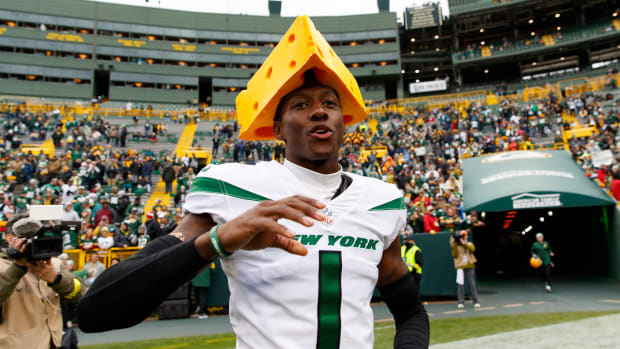 Sauce Gardner celebrates the Jets' 27-10 win over the Green Bay Packers